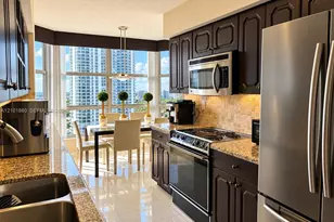 19101 NE 36th Ct, Aventura, FL 33180 - Photo 6