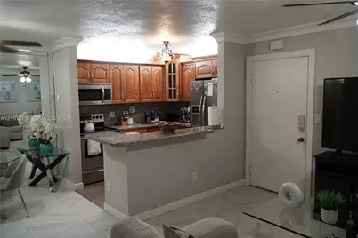 9938 S Belfort Cir #103, Tamarac, FL 33321 - Photo 2