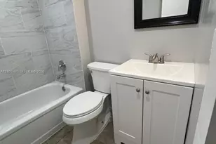 108 Royal Pk Dr, Oakland Park, FL 33309 - Photo 10