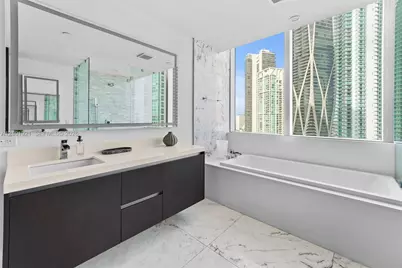 851 NE 1st Ave #2601, Miami, FL 33132 - Photo 20