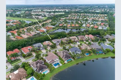 10444 Trianon Pl, Wellington, FL 33449 - Photo 2