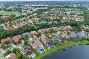 10444 Trianon Pl, Wellington, FL 33449 - Photo 2