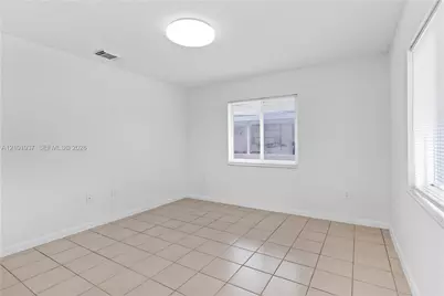 911 SW 79th Ave #0, Miami, FL 33144 - Photo 8