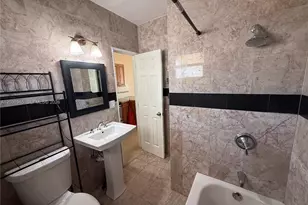 326 NE 6th St, Hallandale Beach, FL 33009 - Photo 12