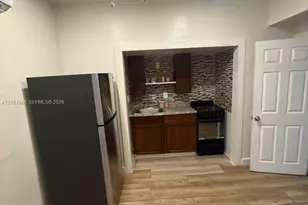 2484 SW 10th St, Miami, FL 33135 - Photo 10