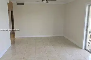 5055 NW 7th St, Miami, FL 33126 - Photo 10