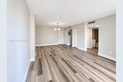 8200 SW 210th St #114, Cutler Bay, FL 33189 - Photo 2