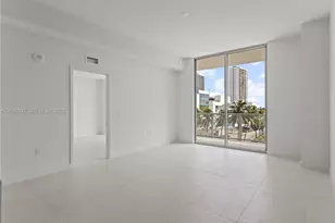 1400 Biscayne Blvd, Miami, FL 33132 - Photo 4