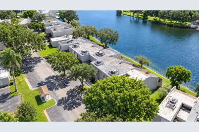 11304 NW 14th Ct, Pembroke Pines, FL 33026 - Photo 42