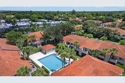 3202 Coral Lake Dr #3202, Coral Springs, FL 33065 - Photo 8