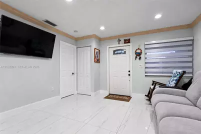 19582 NW 55th Cir Pl, Miami Gardens, FL 33055 - Photo 8
