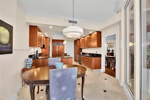 60 Edgewater Dr, Coral Gables, FL 33133 - Photo 14