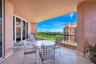 60 Edgewater Dr, Coral Gables, FL 33133 - Photo 2