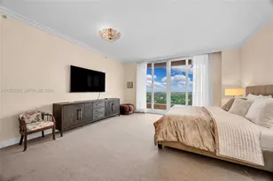 60 Edgewater Dr, Coral Gables, FL 33133 - Photo 18