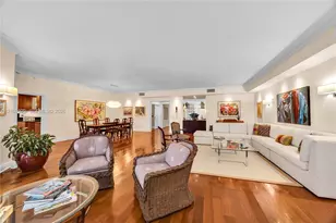 60 Edgewater Dr, Coral Gables, FL 33133 - Photo 8