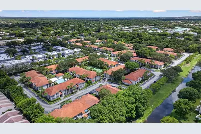 8448 Coral Lake Way #8448, Coral Springs, FL 33065 - Photo 10