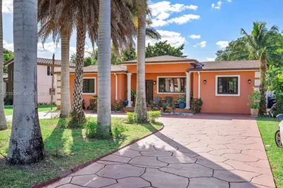 348 NE 118th St, Miami, FL 33161 - Photo 2
