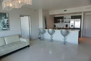 90 SW 3rd St, Miami, FL 33130 - Photo 12