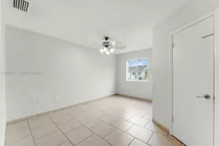 17455 NW 67th Ct, Hialeah, FL 33015 - Photo 18