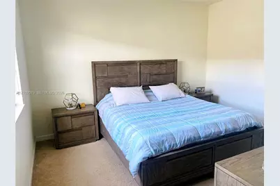 10492 W 33rd Ln, Hialeah, FL 33018 - Photo 8