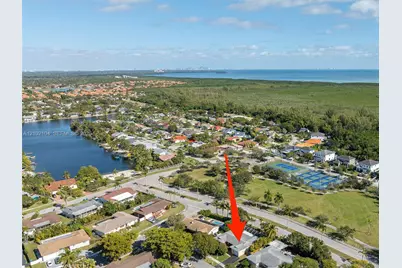 20565 SW 80th Pl, Cutler Bay, FL 33189 - Photo 2