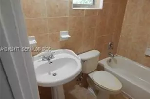 3640 NW 39th St, Lauderdale Lakes, FL 33309 - Photo 16