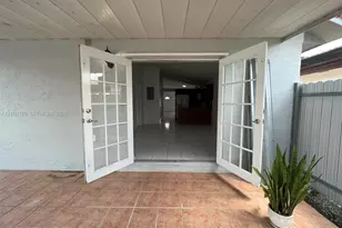 2682 W 74th Terrace, Hialeah, FL 33016 - Photo 14