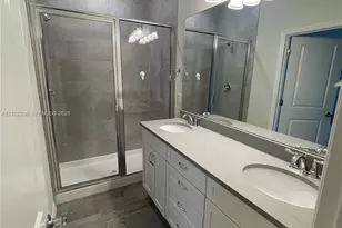 4860 Eucalyptus Dr, Hollywood, FL 33021 - Photo 18