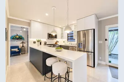 2400 NE 5th Ave, Wilton Manors, FL 33305 - Photo 10