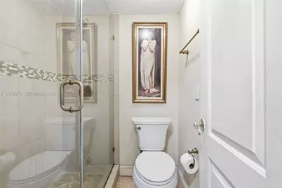 9135 Fontainebleau Blvd #2, Miami, FL 33172 - Photo 26