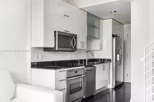 60 SW 13th St, Miami, FL 33130 - Photo 4