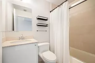 60 SW 13th St, Miami, FL 33130 - Photo 8