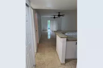 1777 Michigan Ave #102, Miami Beach, FL 33139 - Photo 4