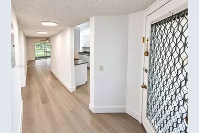 12501 SW 14th St #101R, Pembroke Pines, FL 33027 - Photo 2