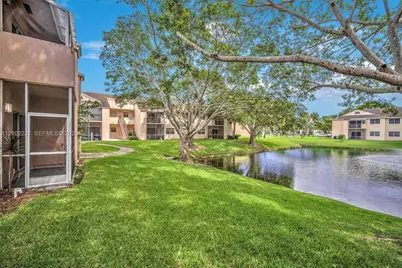 840 Cypress Park Way #M3, Deerfield Beach, FL 33064 - Photo 30
