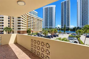 1833 S Ocean Dr, Hallandale Beach, FL 33009 - Photo 2