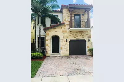 10310 NW 70th Ter, Doral, FL 33178 - Photo 1