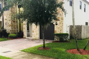 10310 NW 70th Terrace, Doral, FL 33178 - Photo 8