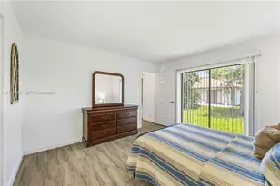 1200 Hyacinth Pl, Wellington, FL 33414 - Photo 10