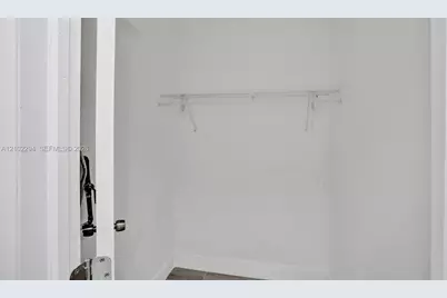 14190 W Dixie Hwy #2, North Miami, FL 33161 - Photo 14
