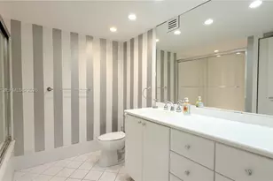 2049 S Ocean Dr, Hallandale Beach, FL 33009 - Photo 28
