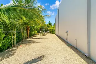 824 Rose Ct, Other City - In The State Of Florida, FL 34145 - Photo 60