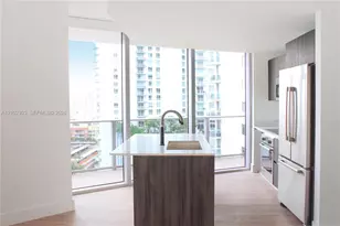 488 NE 18th St, Miami, FL 33132 - Photo 8