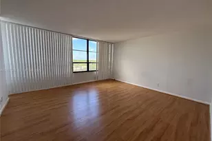600 Three Islands Blvd, Hallandale Beach, FL 33009 - Photo 2