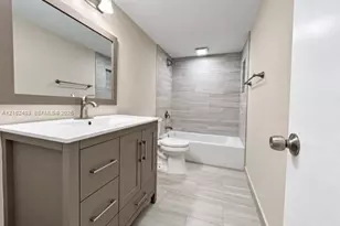 6130 W 19th Ave, Hialeah, FL 33012 - Photo 4