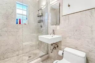 810 Pennsylvania Ave, Miami Beach, FL 33139 - Photo 8
