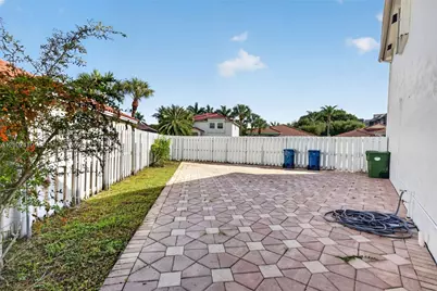 83 Gables Blvd, Weston, FL 33326 - Photo 52