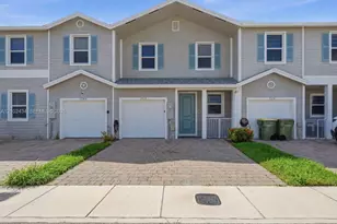 1732 SE 9th Ave, Florida City, FL 33034 - Photo 1