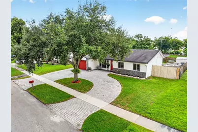 8500 NW 3rd St, Pembroke Pines, FL 33024 - Photo 38