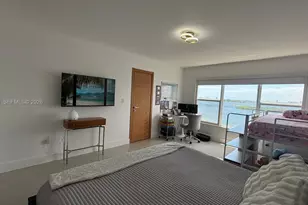 11111 Biscayne Blvd, Miami, FL 33181 - Photo 6
